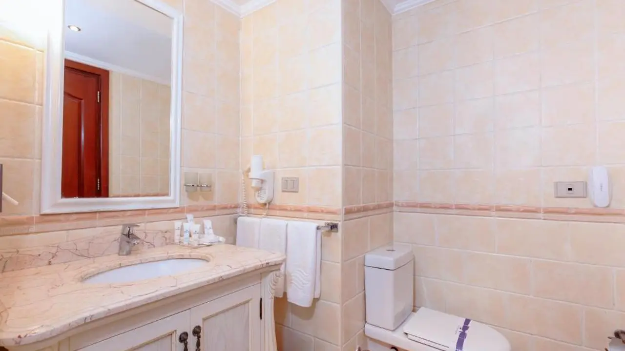 الفندق كورال سي بيتش & أكوا بارك - العين السخنة